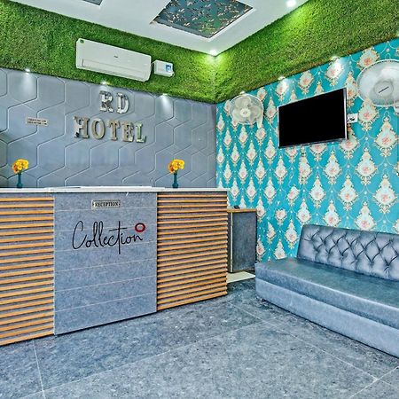 Collection O Rd Hotel Zirakpur Buitenkant foto
